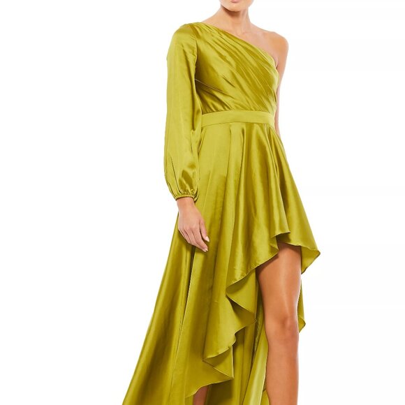 NWT Mac Duggal 49141 - Ieena High-Low One-Shoulder Long Sleeve Gown - Picture 1 of 9